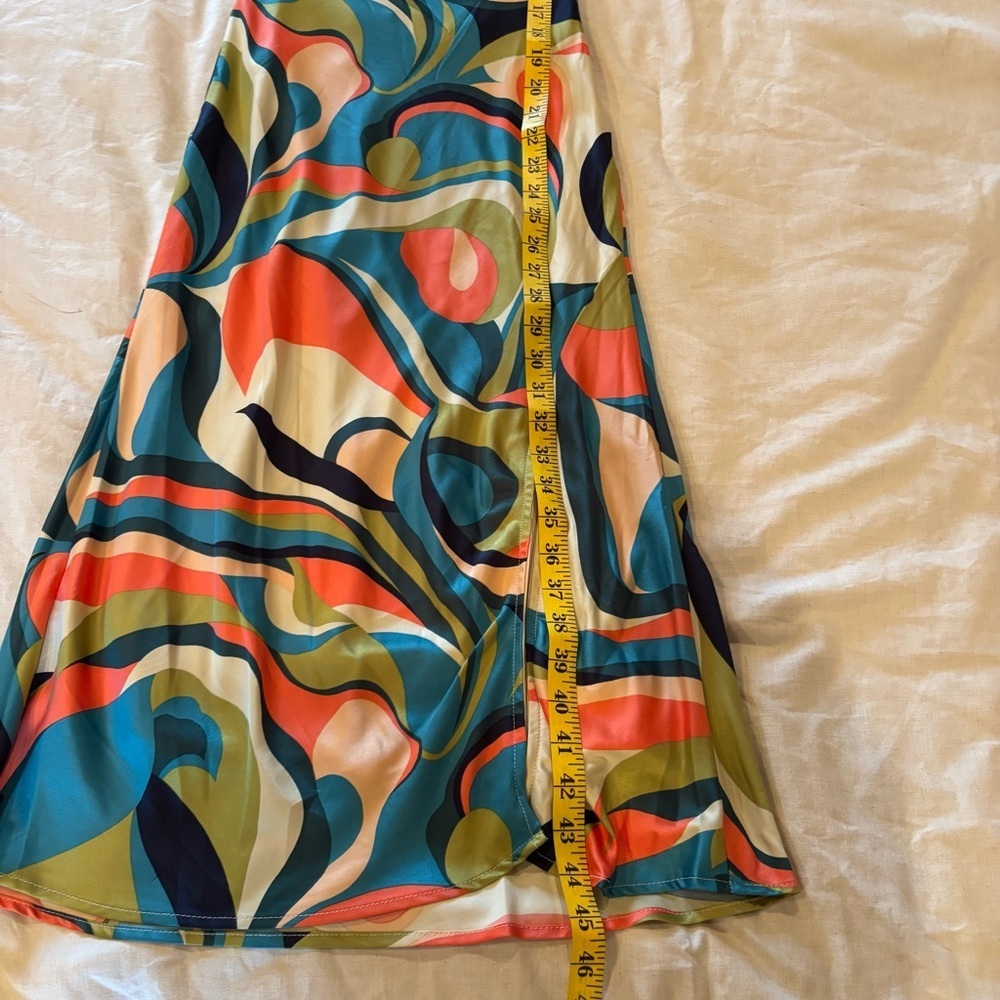 NWT Allison & Kelly Satin Geo Print Spaghetti Strap Back Cut Out Slip Dress, XS - Picture 12 of 13